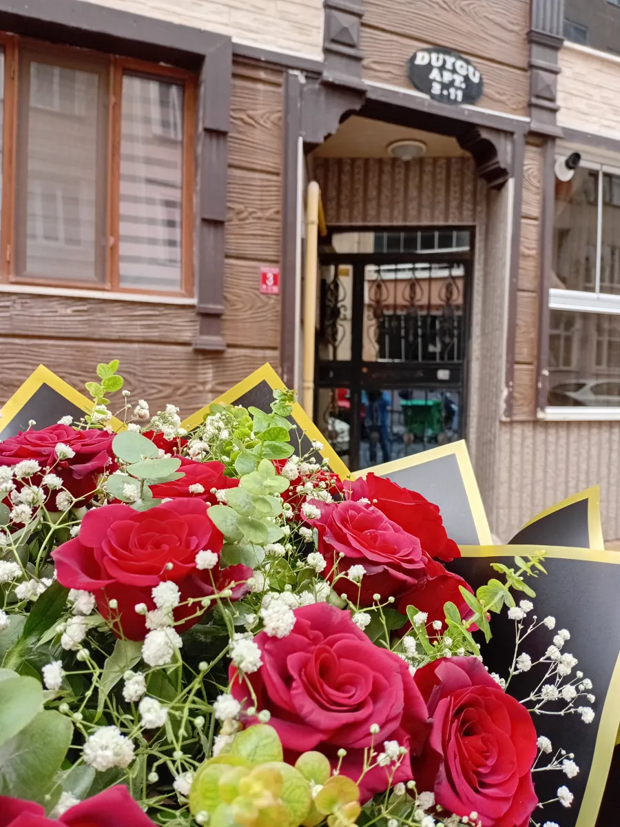 Gül Buketi Teslimatımız - Susurluk Botanik Çiçek Evi